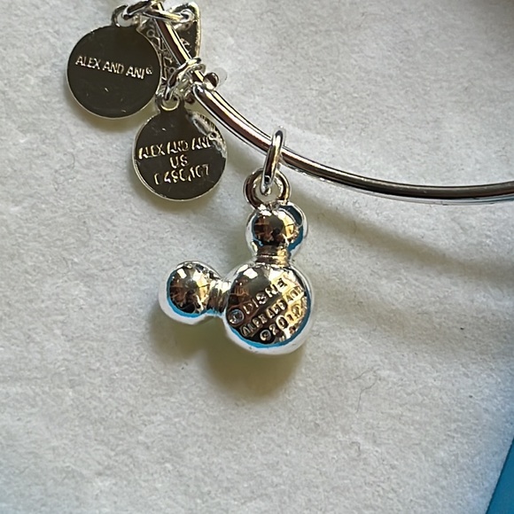 2017 Authentic Alex & Ani bracelet Disney edition! Sterling silver & peridot! - Picture 2 of 2